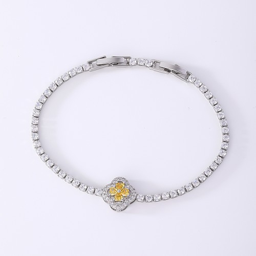 Sweet Simple Style Four Leaf Clover Copper Plating Inlay Zircon White Gold Plated Gold Plated Bracelets