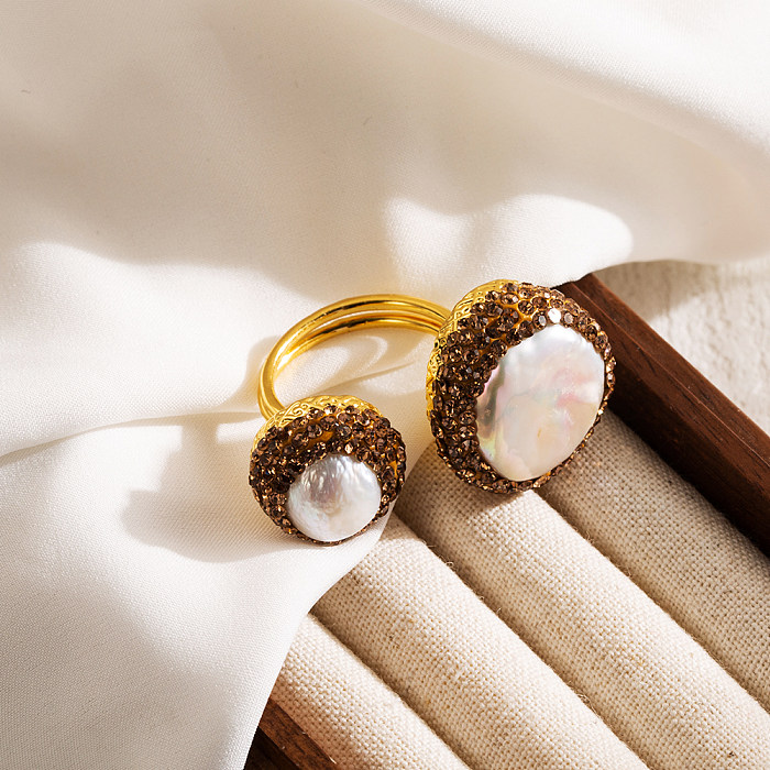 Luxuoso oval gotas de água chapeamento de cobre incrustação de pedra natural concha 18K anel aberto banhado a ouro