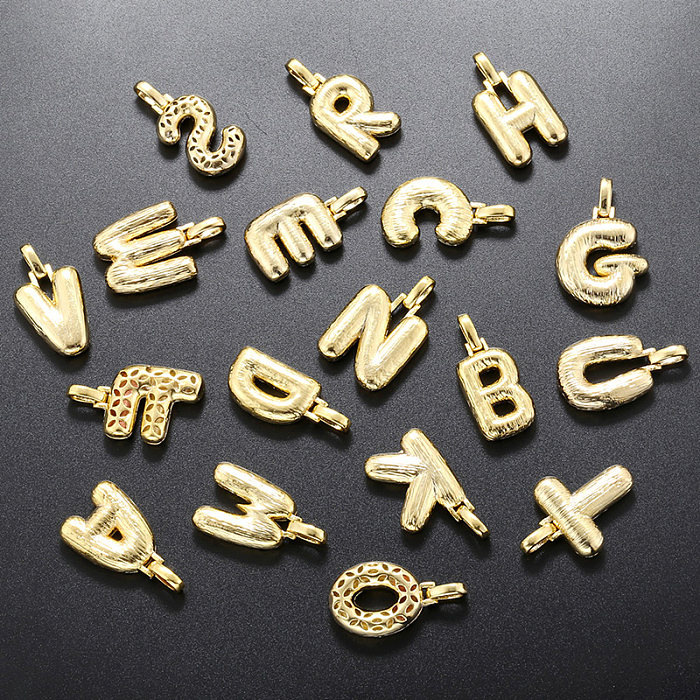 Charmes plaqués or 18K en cuivre de lettre de style simple de style moderne décontracté en vrac