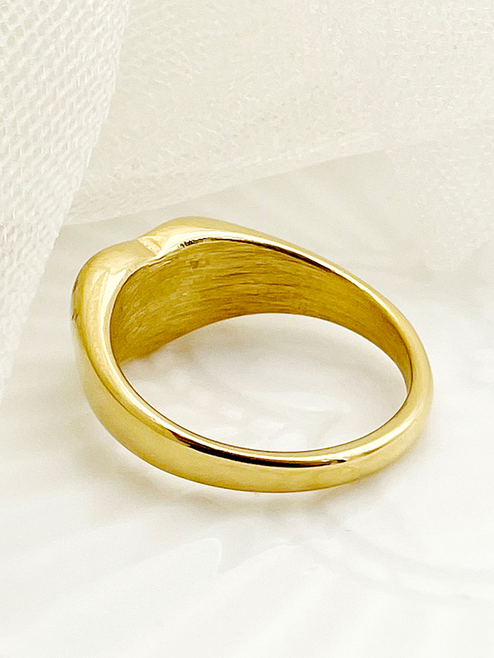 Einfache Retro-Hexagramm-Ringe aus Edelstahl mit vergoldetem Zirkon in großen Mengen