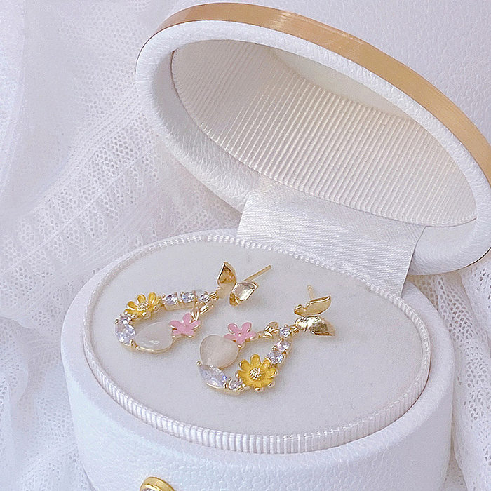 1 Pair Cute Sweet Flower Inlay Copper Artificial Pearls Zircon Gold Plated Earrings