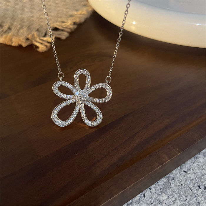 Vintage Style Flower Copper Plating Inlay Zircon Pendant Necklace