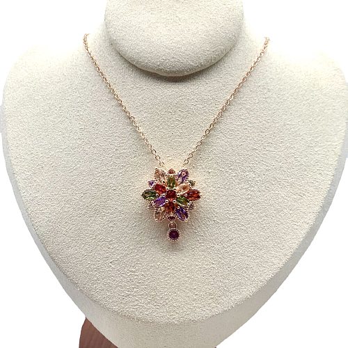 Luxurious Flower Copper Inlay Zircon Pendant Necklace