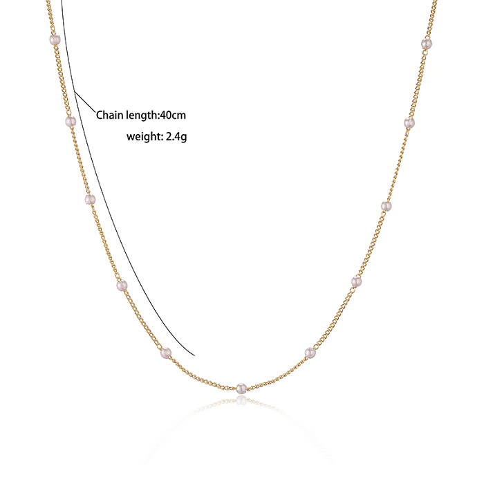 Collar con colgante chapado en oro de 18K con incrustaciones de perlas artificiales y retales de cobre con pétalos redondos y dulces elegantes