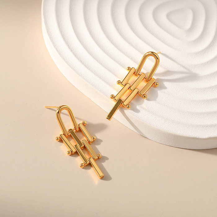 1 Paar elegante, neuartige, unregelmäßige, geometrische Kupfer-Tropfenohrringe mit 18-Karat-Vergoldung