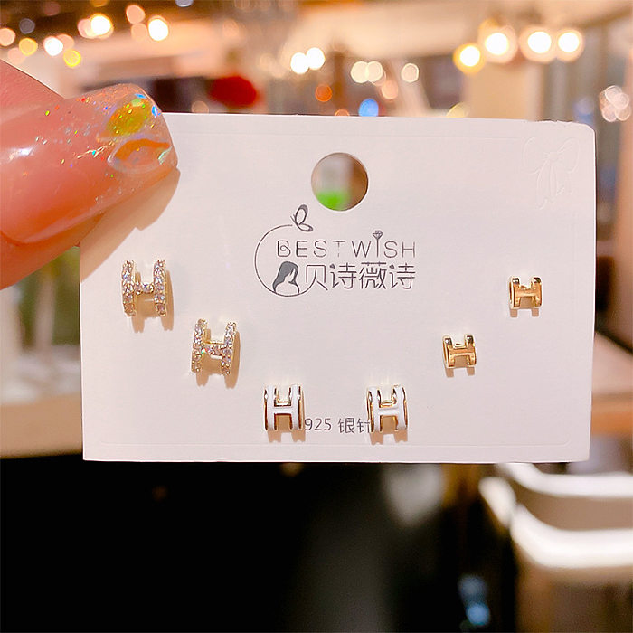 Sweet Round Butterfly Snowflake Copper Plating Inlay Zircon Ear Studs 1 Set