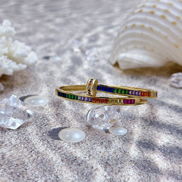 1 pièce de bracelet en Zircon avec incrustation de cuivre de couleur unie à la mode