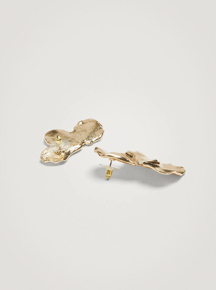 1 par de brincos clássicos femininos com flor de cobre banhados a ouro