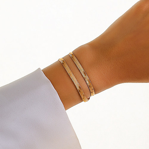 Simple Style Classic Style Solid Color Copper Layered Bracelets