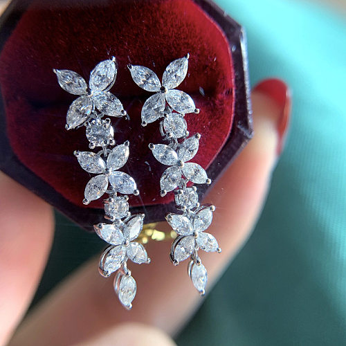 Moda jóias incrustadas zircão flor em forma de brincos de cobre atacado