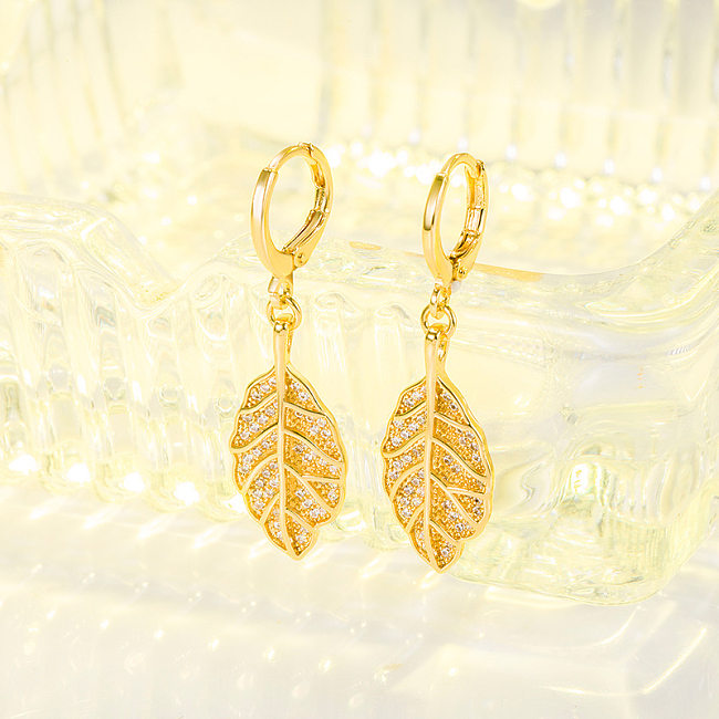 1 Pair Fashion Leaves Copper Plating Inlay Artificial Diamond Drop Earrings