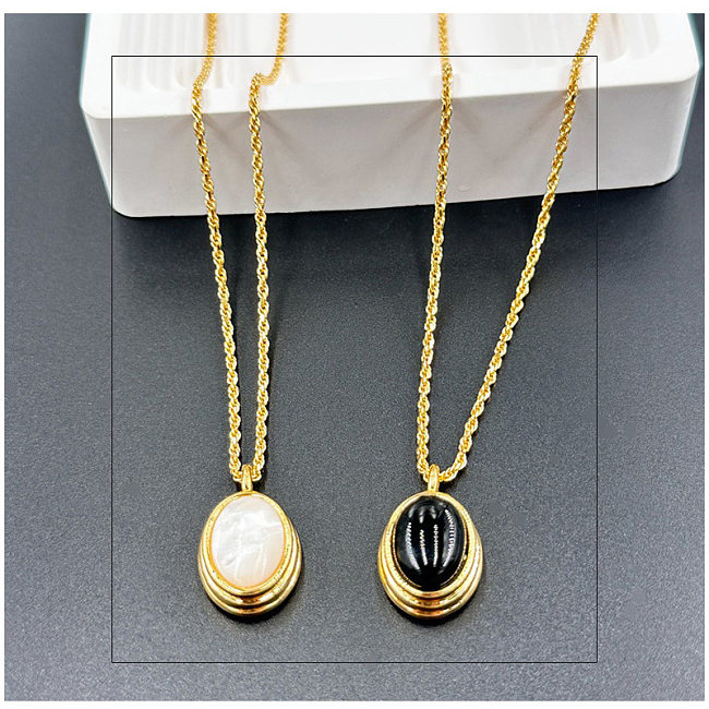 French Fashion High-Grade Light Luxury All-Match Black Onyx Necklace White Shell Oval Dignified Pendant Female In Stock Wholesale