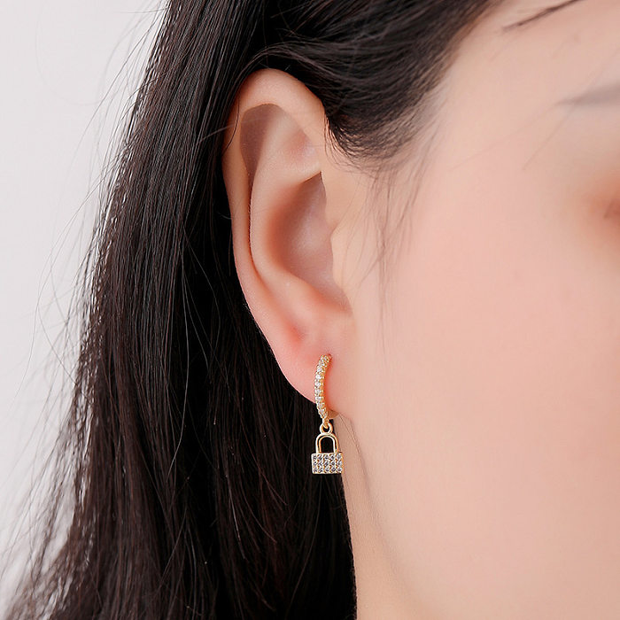 Boucles d'oreilles en cuivre à petite serrure, version coréenne