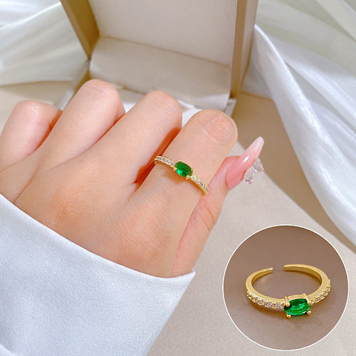 Anéis abertos banhados a ouro de pedras preciosas artificiais do embutimento de bronze oval do chapeamento do estilo moderno