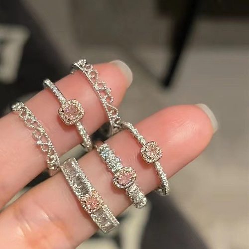 Anillos abiertos de diamantes de imitación con incrustaciones de cobre y corona ovalada dulce elegante