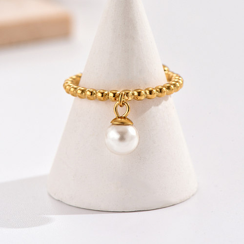 Elegante estilo simples redondo de aço inoxidável 14K banhado a ouro anel de charme de pérolas artificiais a granel