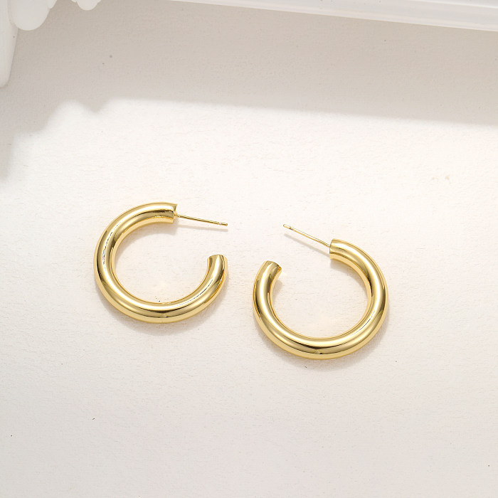 1 Set Vintage Style Solid Color Carving Copper Ear Studs