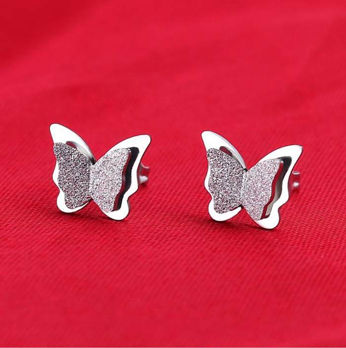 1 Set Ohrringe mit süßer Schmetterlings-Titanstahlbeschichtung und Halskette