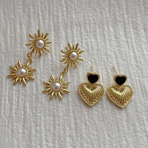 1 paire de boucles d'oreilles pendantes en forme de cœur, Style Simple, incrustation de perles en cuivre