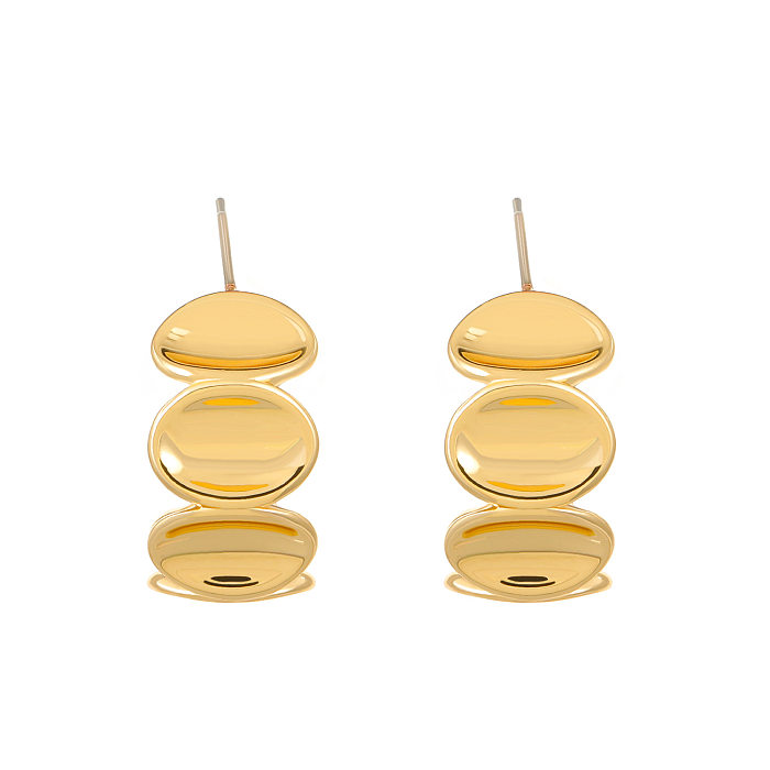 زوج واحد من ترصيع الأذن المطلي بالذهب عيار 1 قيراط على شكل C بيضاوي من النحاس بتصميم بسيط