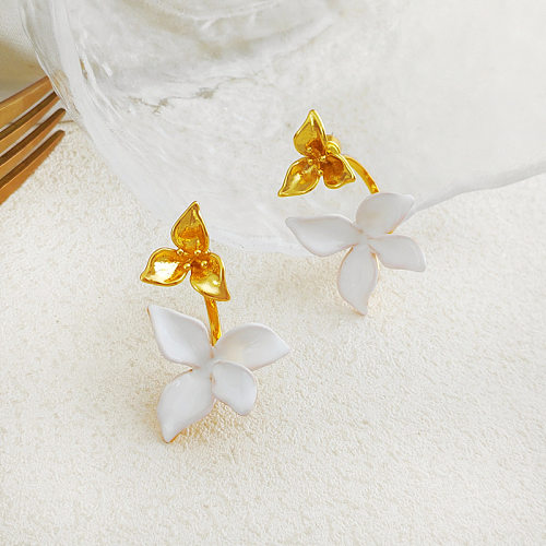 1 Paar süße Blumen-Ohrringe mit Kupferbeschichtung