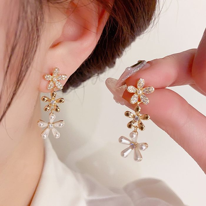 1 Pair Sweet Flower Copper Plating Inlay Artificial Pearls Zircon 14K Gold Plated Drop Earrings