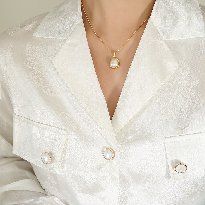 Retro-einfacher Pendler-Stil, geometrischer Titanstahl, Messing, 18 Karat vergoldet, künstliche Edelsteine, künstliche Perlen, Anhänger-Halskette in großen Mengen