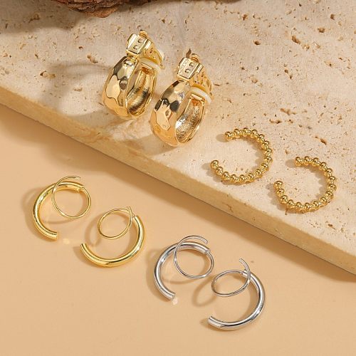 1 paire de boucles d'oreilles élégantes en cuivre plaqué or blanc 14 carats, couleur unie