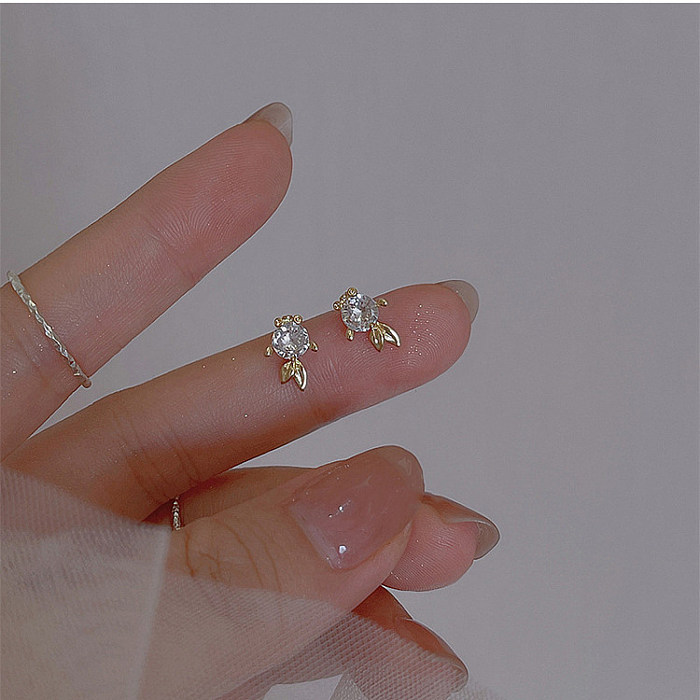 1 Pair Simple Style Fish Inlay Copper Zircon Ear Studs