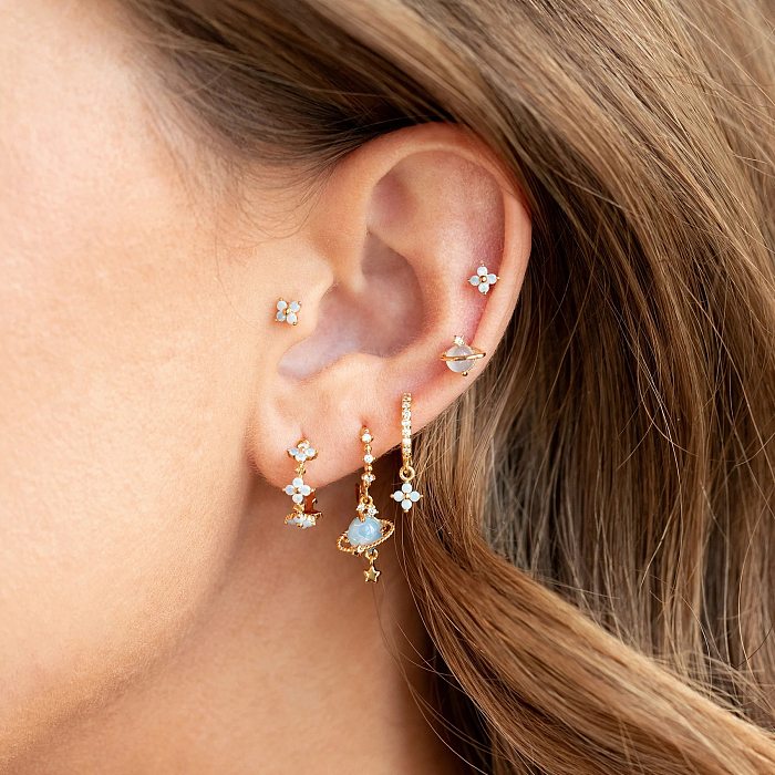 Simple Style Flower Copper Plating Zircon Earrings 1 Pair