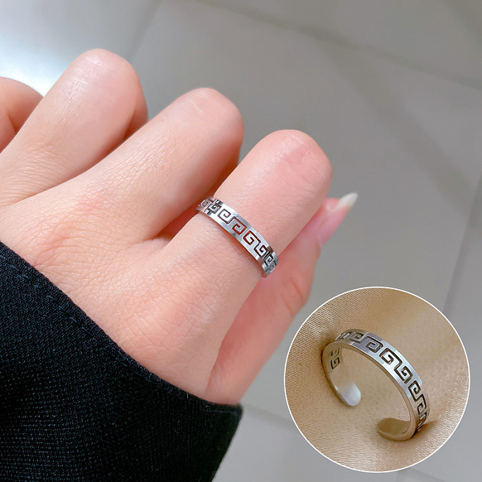 1 Piece Simple Style Letter Titanium Steel Polishing Rings