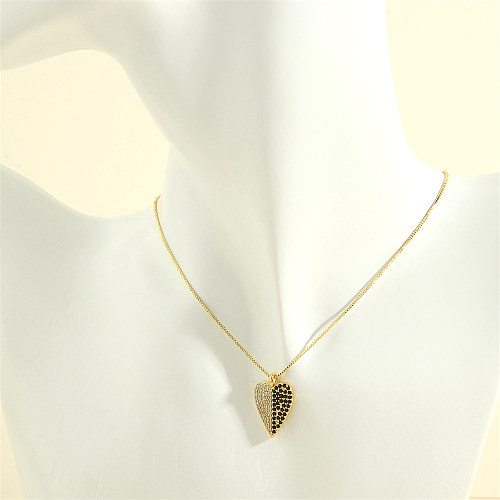 Collar pendiente del Zircon plateado oro simple romántico del cobre 18K de la forma del corazón del estilo a granel