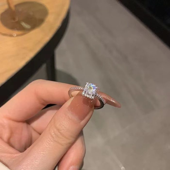 1 Piece Simple Style Square Copper Inlay Zircon Rings