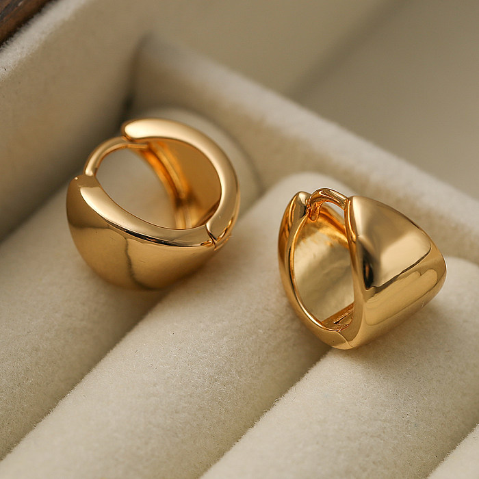 1 par de brincos de argola banhados a ouro 18K estilo francês estilo simples cor sólida
