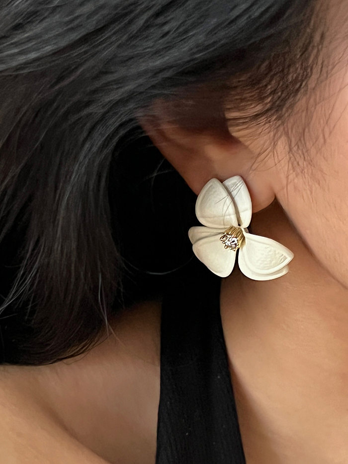 1 Pair IG Style Sweet Flower Inlay Alloy Copper Zircon Ear Studs
