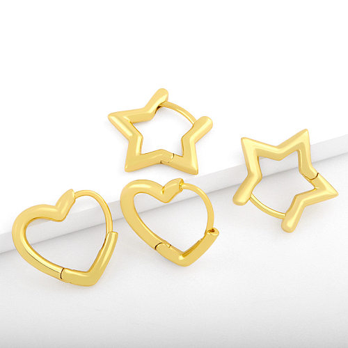 Brincos coreanos em forma de coração com estrela de cinco pontas