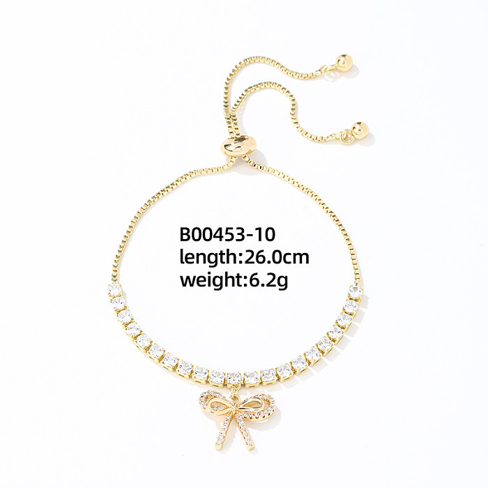 Bracelets plaqués or Zircon incrustés de cuivre de fleur de forme de coeur élégant et luxueux