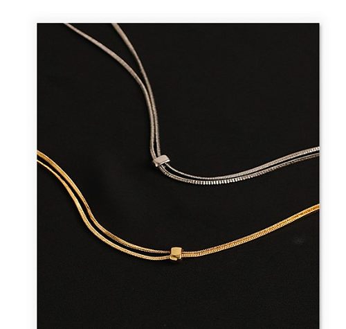 Modische Halskette mit geometrischer Messingbeschichtung