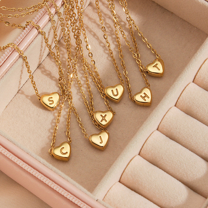 Colar com pingente banhado a ouro 14K com letras elegantes casuais em formato de coração em aço inoxidável