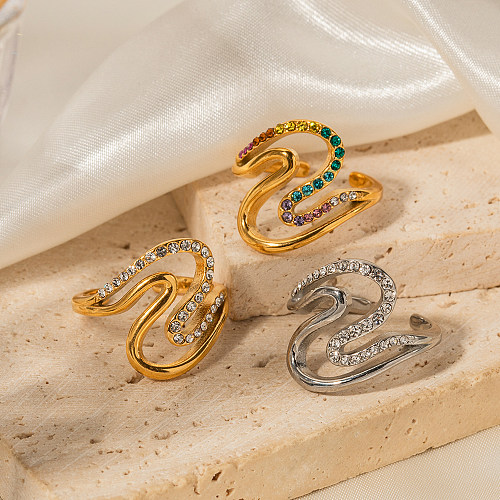 Anéis banhados a ouro irregulares de aço inoxidável irregular do diamante 18K do embutimento do chapeamento do estilo simples