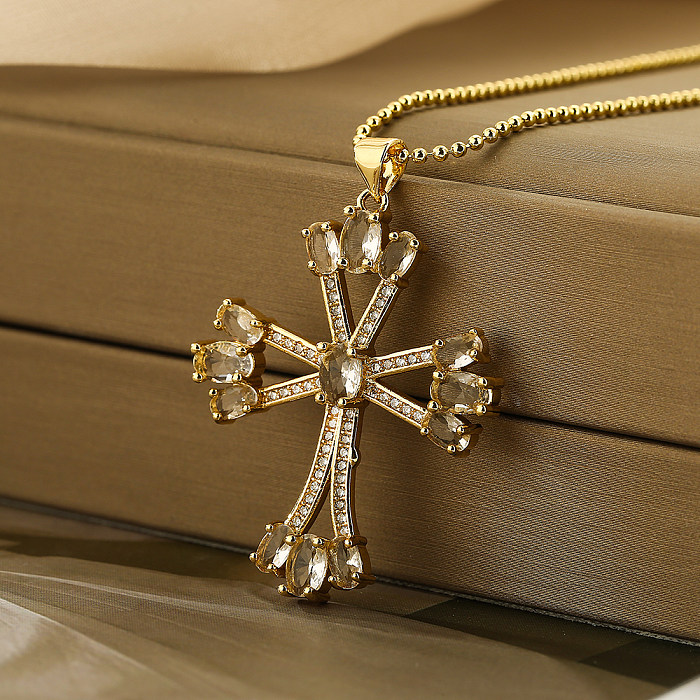 Collier pendentif plaqué or 18 carats en Zircon avec incrustation de cuivre croisé de Style Simple rétro