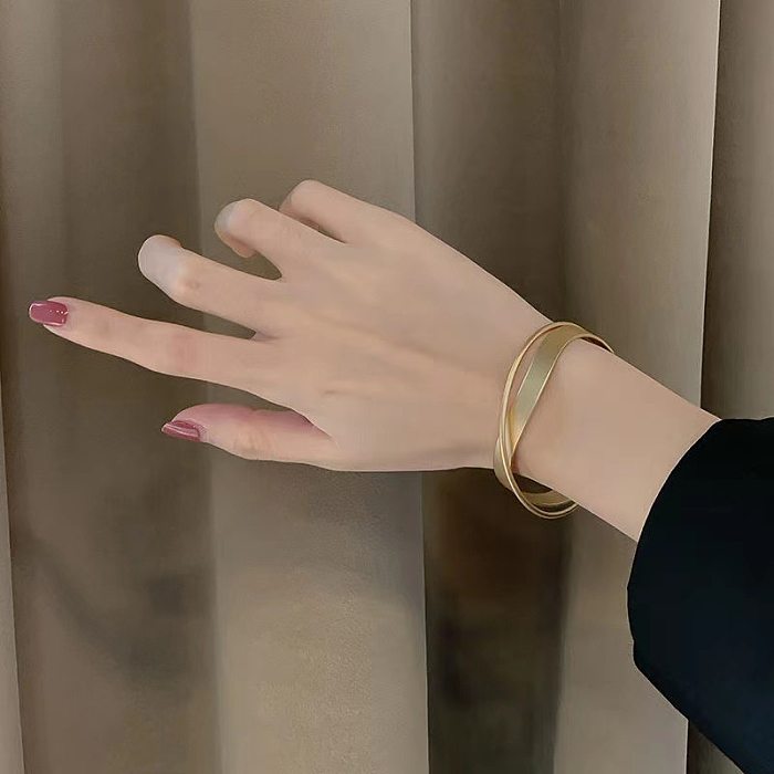 Simple Style Solid Color Copper Plating Bangle