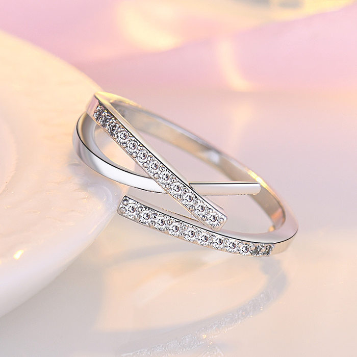 O estilo simples acena anéis de cristal artificiais do embutimento do chapeamento de cobre 1 parte