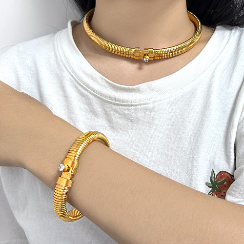 Style simple bloc de couleur couleur unie acier inoxydable titane acier placage bracelets collier