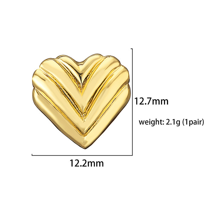 1 Pair Elegant Modern Style Simple Style Heart Shape Wreath Petal Plating Inlay Copper Artificial Pearls 18K Gold Plated Ear Studs