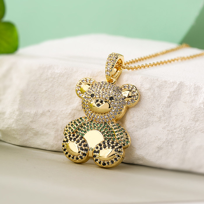 Collier pendentif plaqué or 18 carats avec incrustation de cuivre en forme de petit ours de style simple et mignon
