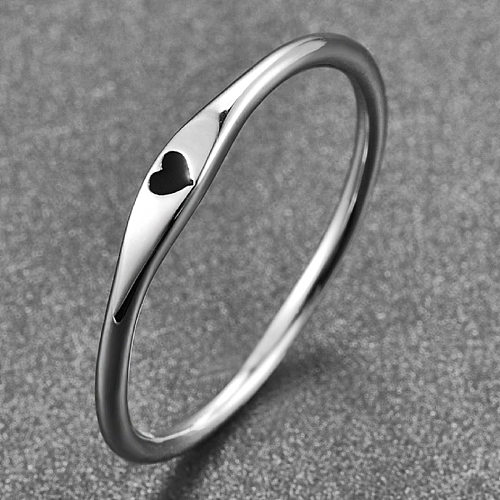Anéis de chapeamento de aço de titânio com formato geométrico de coração de estilo simples