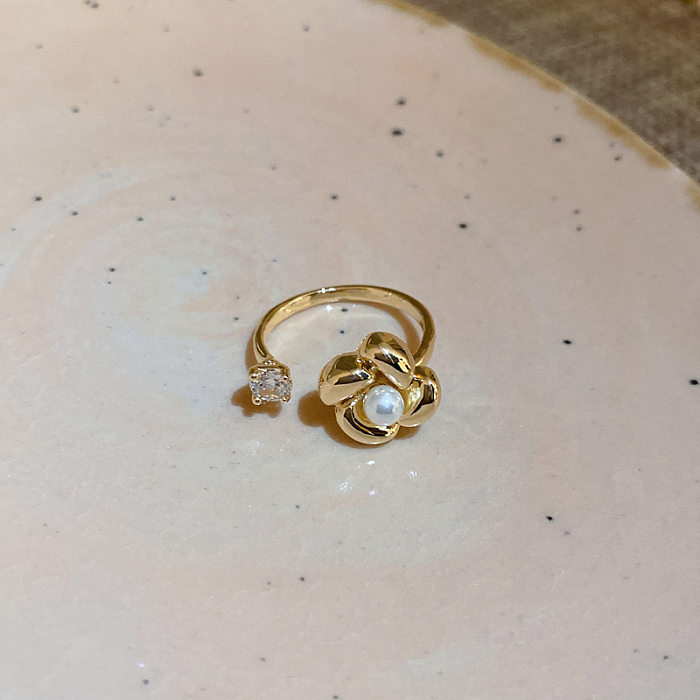 Anneau ouvert en cuivre de fleur de forme de coeur de vagues de style simple élégant en vrac
