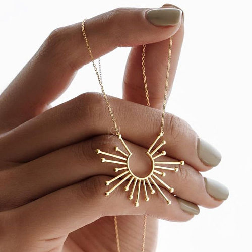 Simple Style Sun Copper Plating Zircon Pendant Necklace 1 Piece