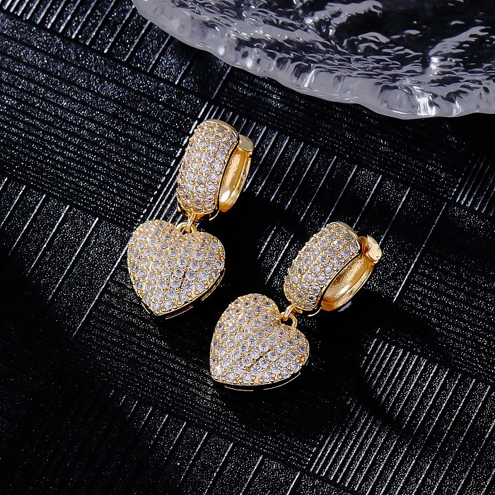 1 Pair Elegant Round Heart Shape Plating Inlay Copper Zircon 18K Gold Plated White Gold Plated Earrings